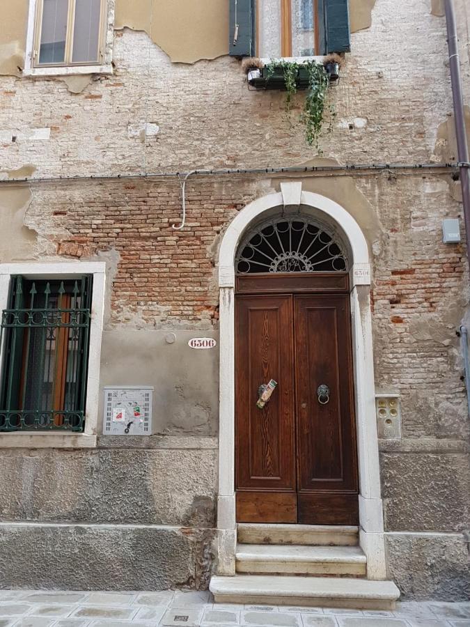 Residenza Emilia Lägenhet Venedig Exteriör bild